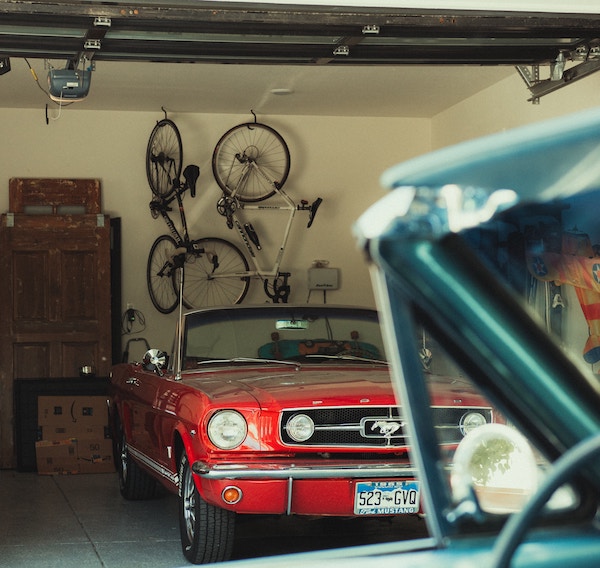 bike-rack-garage-space