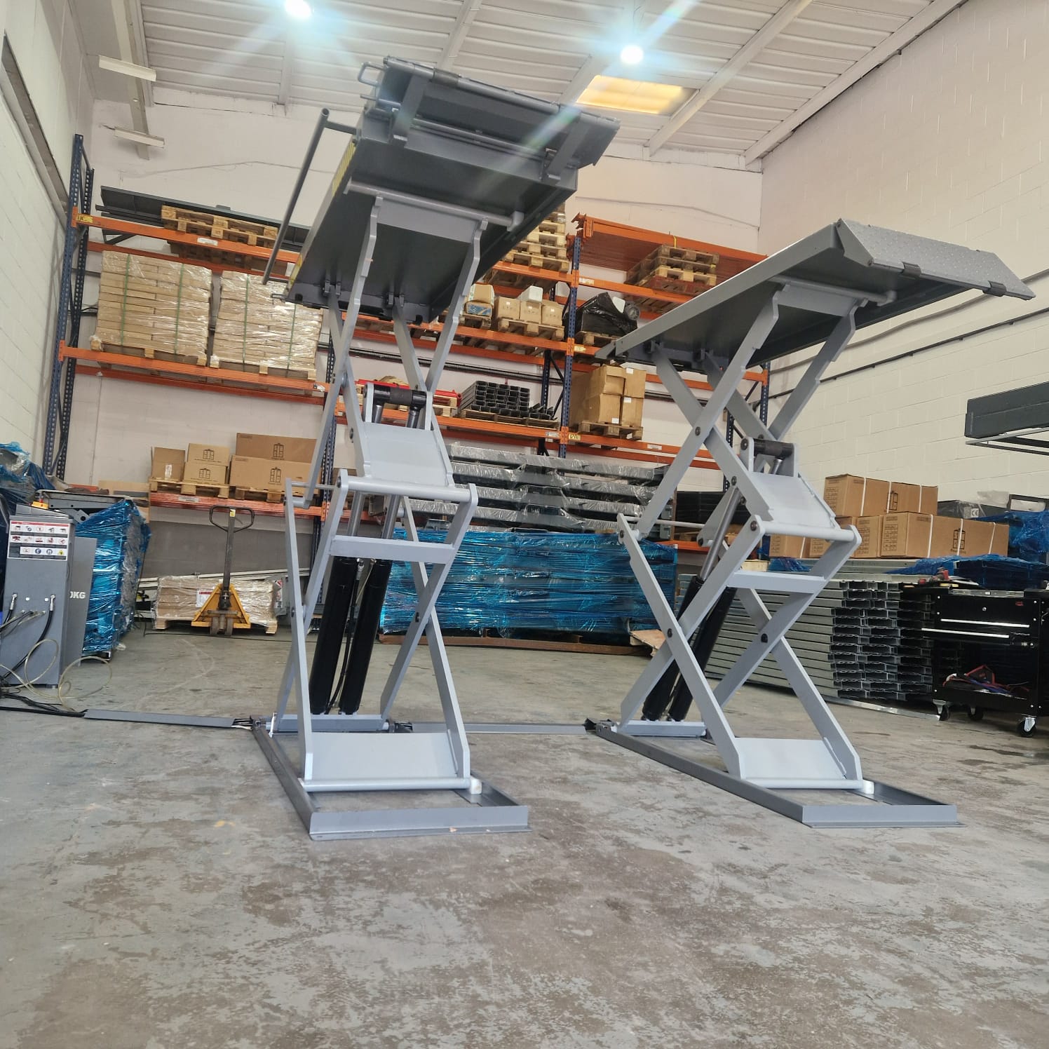 LGX40 – High Rise Scissor Lift