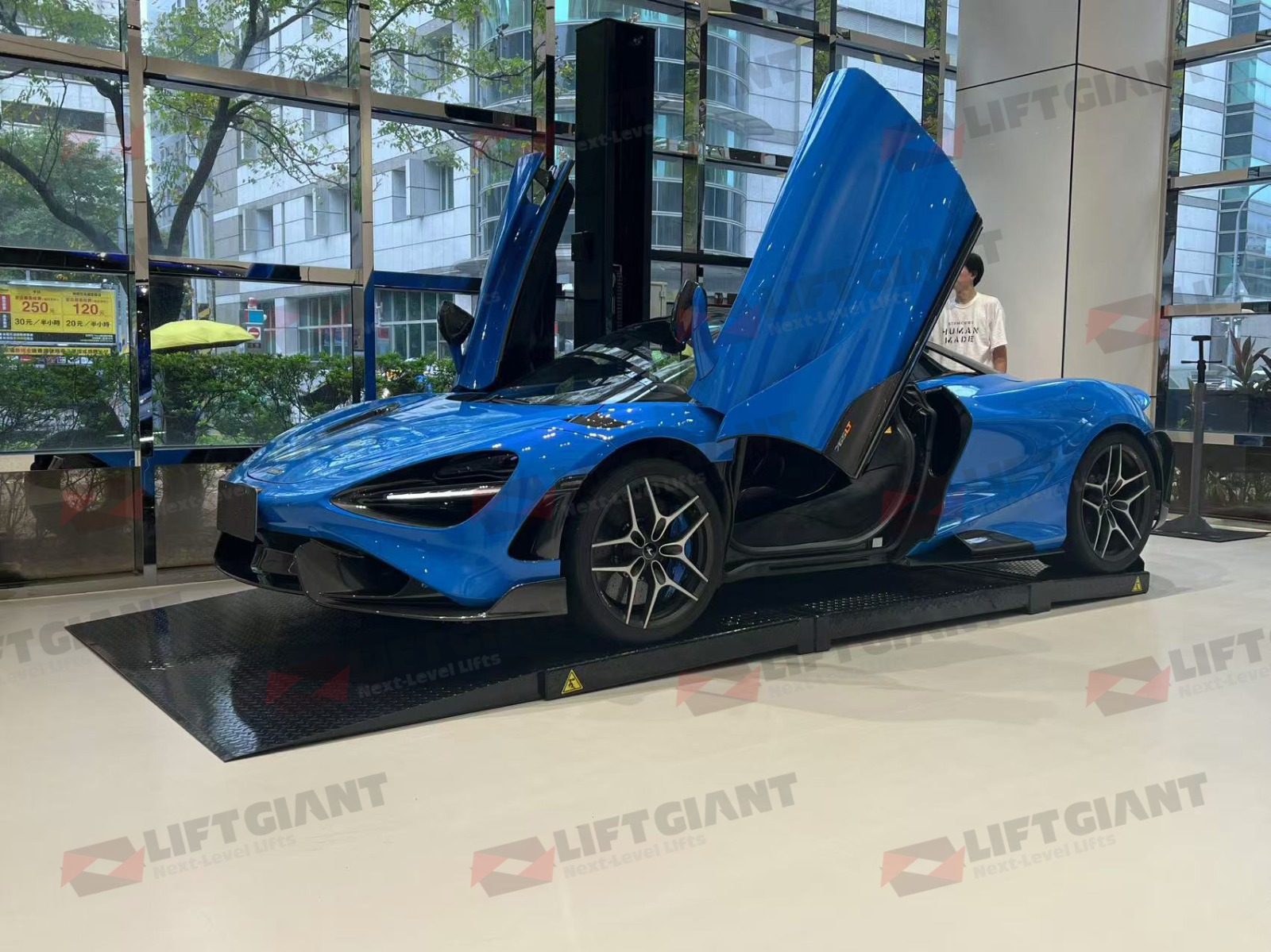 Single Post Parking Lift – 2,000kg Car Stacker